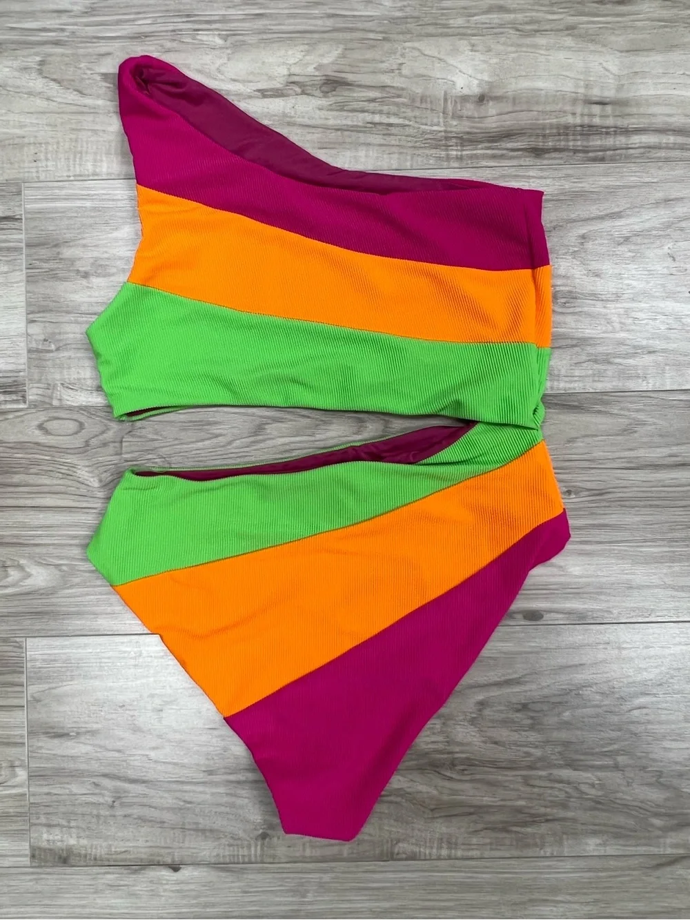 Beach Riot Joyce Stripe Cutout One-Piece Swimsuit Size L NWT
